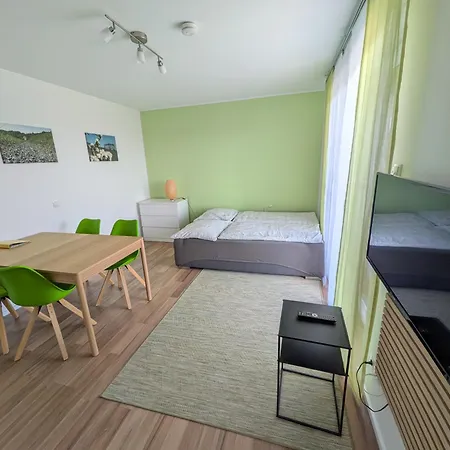 Διαμέρισμα Weinstrassenapartment Fam. Dietrich Ratsch an der Weinstraße