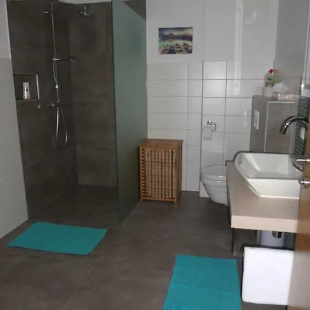 شقة Weinstrassenapartment Fam. Dietrich