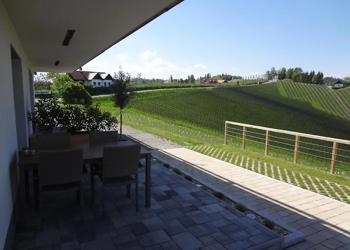 公寓 Weinstrassenapartment Fam. Dietrich Ratsch an der Weinstraße
